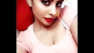 Hot Hydrabadi girl mallika in the sky webcam secret chat