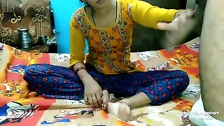 Indian hot aunty with fucked by the brush servant